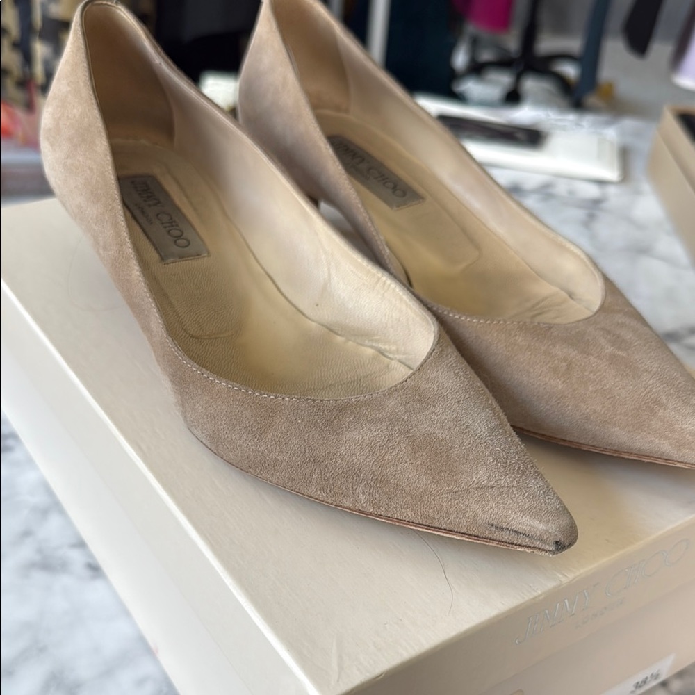 Jimmy Choo Tan Heels Elegant Suede Pumps